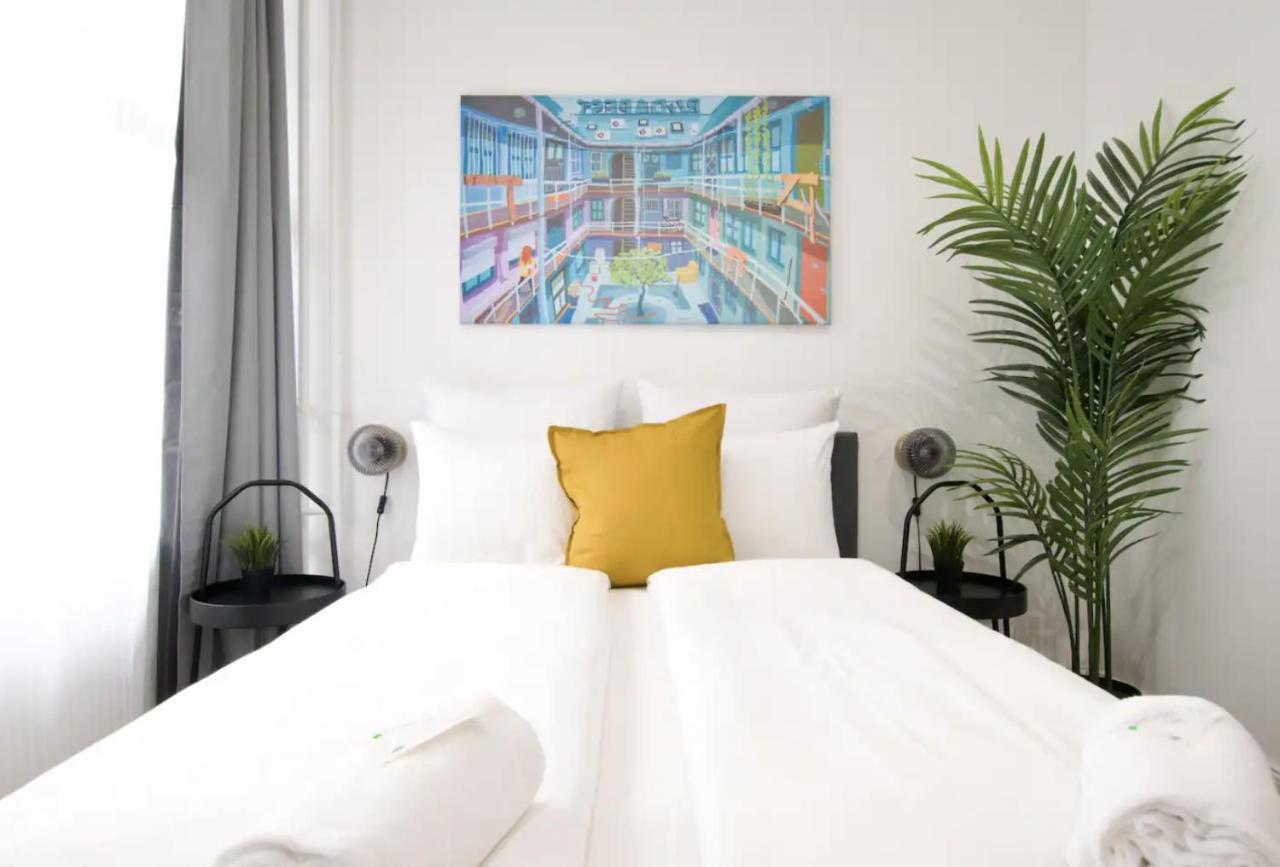 Studio Apartments By Hi5- Apartment In Downtown, Budapest